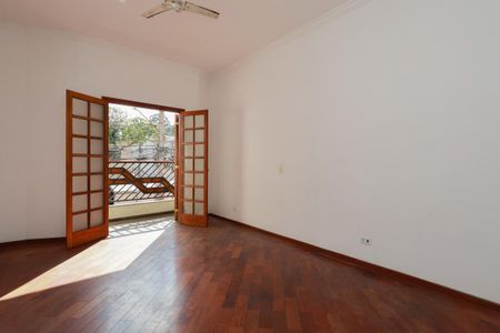 Casa para alugar com 220m², 3 quartos e 2 vagas Casa para alugar com 220m², 3 quartos e 2 vagasSuíte 1