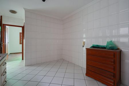 Casa para alugar com 220m², 3 quartos e 2 vagas Casa para alugar com 220m², 3 quartos e 2 vagasCozinha