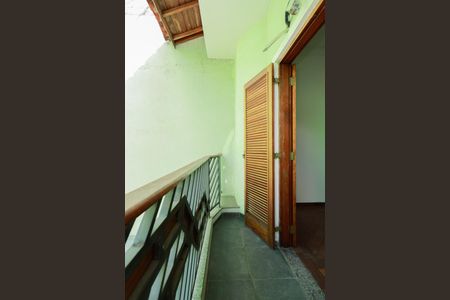 Casa para alugar com 220m², 3 quartos e 2 vagas Casa para alugar com 220m², 3 quartos e 2 vagasVaranda da Suíte 2