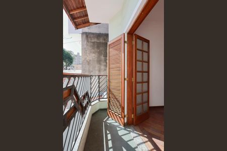Casa para alugar com 220m², 3 quartos e 2 vagas Casa para alugar com 220m², 3 quartos e 2 vagasVaranda da Suíte 1