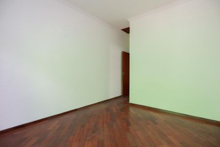 Casa para alugar com 220m², 3 quartos e 2 vagas Casa para alugar com 220m², 3 quartos e 2 vagasSuíte 2