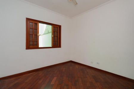 Casa para alugar com 220m², 3 quartos e 2 vagas Casa para alugar com 220m², 3 quartos e 2 vagasSuíte 3