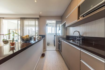 Apartamento para alugar com 92m², 2 quartos e 2 vagasCozinha