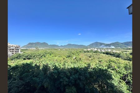 Apartamento à venda com 86m², 3 quartos e 2 vagasSuíte 1- Varanda