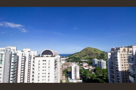 Apartamento à venda com 77m², 2 quartos e 1 vagaVista 