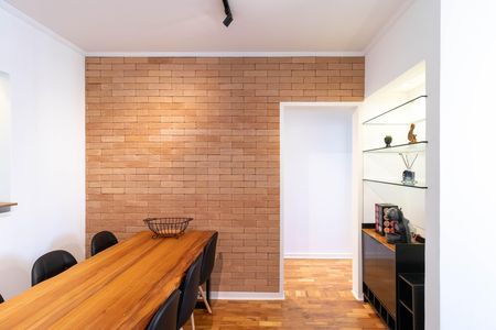 Apartamento à venda com 86m², 2 quartos e 1 vaga Apartamento à venda com 86m², 2 quartos e 1 vagaSala de Jantar