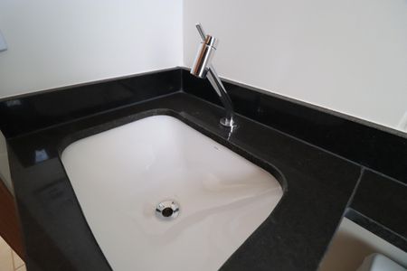 Apartamento para alugar com 56m², 2 quartos e 1 vagaBanheiro Social