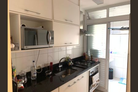 Apartamento à venda com 62m², 2 quartos e 1 vagaCozinha e Área de Serviço