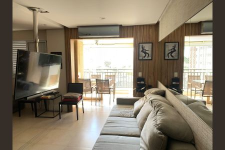 Apartamento à venda com 62m², 2 quartos e 1 vagaSala