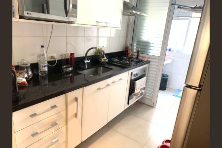 Apartamento à venda com 62m², 2 quartos e 1 vagaCozinha e Área de Serviço