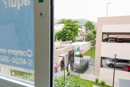 Apartamento à venda com 44m², 2 quartos e 1 vaga Apartamento à venda com 44m², 2 quartos e 1 vagaVista da Área de Serviço