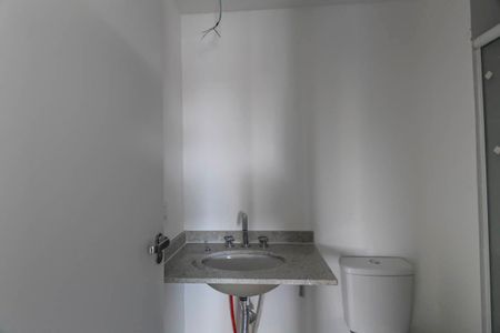 Apartamento à venda com 67m², 2 quartos e 1 vagaBanheiro Social