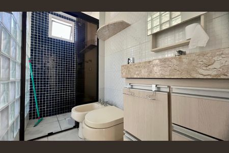 Apartamento à venda com 49m², 2 quartos e 1 vaga Apartamento à venda com 49m², 2 quartos e 1 vagaBanheiro