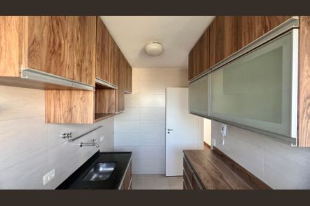 Apartamento à venda com 49m², 2 quartos e 1 vaga Apartamento à venda com 49m², 2 quartos e 1 vagaCozinha