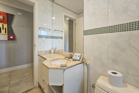 Apartamento para alugar com 130m², 3 quartos e 2 vagas Apartamento para alugar com 130m², 3 quartos e 2 vagasBanheiro 3