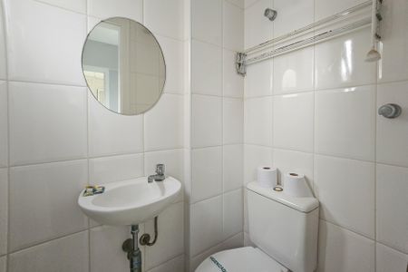 Apartamento para alugar com 130m², 3 quartos e 2 vagas Apartamento para alugar com 130m², 3 quartos e 2 vagasBanheiro de Serviço
