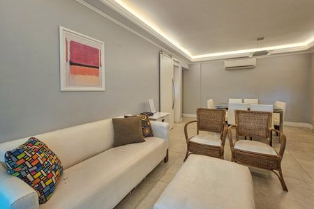 Apartamento para alugar com 130m², 3 quartos e 2 vagas Apartamento para alugar com 130m², 3 quartos e 2 vagasSala