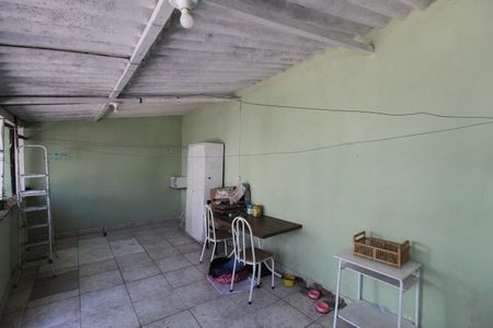 Casa à venda com 170m², 5 quartos e 2 vagasÁrea de Serviço
