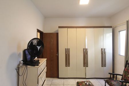 Casa à venda com 170m², 5 quartos e 2 vagasQuarto 2