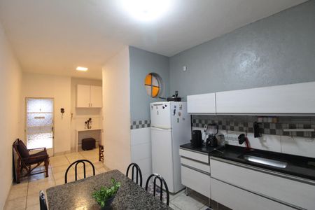 Casa à venda com 170m², 5 quartos e 2 vagasCozinha