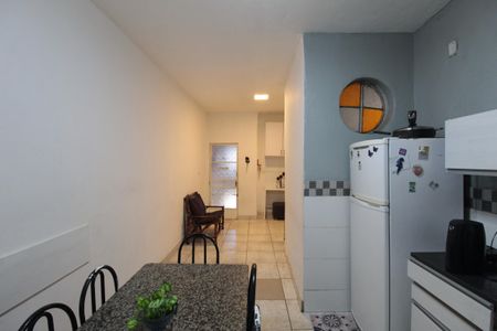 Casa à venda com 170m², 5 quartos e 2 vagasCozinha