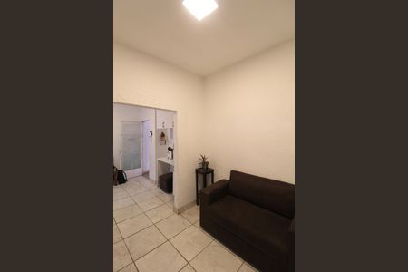 Casa à venda com 170m², 5 quartos e 2 vagasSala