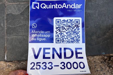 Casa à venda com 170m², 5 quartos e 2 vagasPlaca