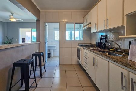 Apartamento para alugar com 130m², 3 quartos e 2 vagas Apartamento para alugar com 130m², 3 quartos e 2 vagasCozinha