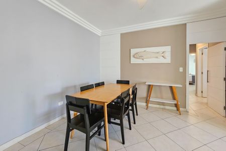 Apartamento para alugar com 130m², 3 quartos e 2 vagas Apartamento para alugar com 130m², 3 quartos e 2 vagasSala de Jantar