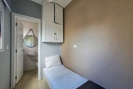 Apartamento para alugar com 130m², 3 quartos e 2 vagas Apartamento para alugar com 130m², 3 quartos e 2 vagasÁrea de serviço