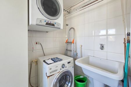 Apartamento para alugar com 119m², 3 quartos e sem vaga Apartamento para alugar com 119m², 3 quartos e sem vagaÁrea de serviço