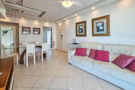 Apartamento para alugar com 118m², 3 quartos e 2 vagasSala