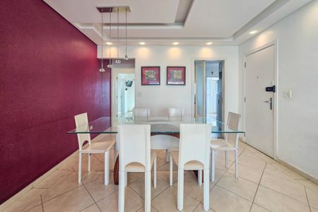 Apartamento para alugar com 118m², 3 quartos e 2 vagasSala