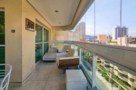 Apartamento para alugar com 118m², 3 quartos e 2 vagasVaranda