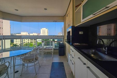 Apartamento para alugar com 118m², 3 quartos e 2 vagasVaranda