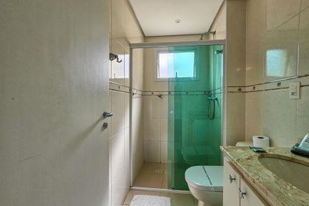 Apartamento para alugar com 130m², 3 quartos e 2 vagasBanheiro da Suíte 1