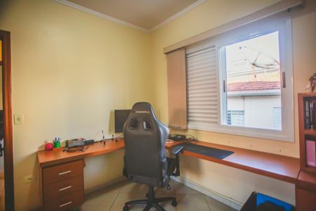 Casa à venda com 282m², 4 quartos e 4 vagas Casa à venda com 282m², 4 quartos e 4 vagasQuarto 2