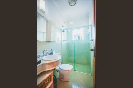 Casa à venda com 282m², 4 quartos e 4 vagas Casa à venda com 282m², 4 quartos e 4 vagasBanheiro Suíte 2