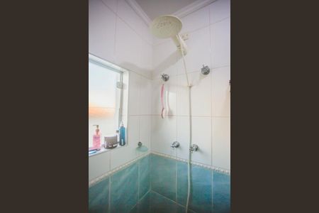 Casa à venda com 282m², 4 quartos e 4 vagas Casa à venda com 282m², 4 quartos e 4 vagasBanheiro Social