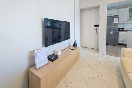 Apartamento para alugar com 130m², 3 quartos e 2 vagas Apartamento para alugar com 130m², 3 quartos e 2 vagasSala