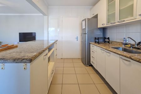 Apartamento para alugar com 130m², 3 quartos e 2 vagas Apartamento para alugar com 130m², 3 quartos e 2 vagasCozinha
