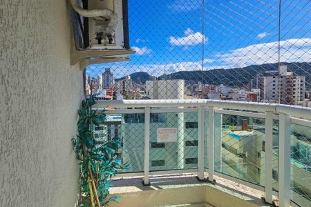 Apartamento para alugar com 130m², 3 quartos e 2 vagas Apartamento para alugar com 130m², 3 quartos e 2 vagasVaranda