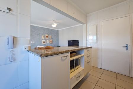 Apartamento para alugar com 130m², 3 quartos e 2 vagas Apartamento para alugar com 130m², 3 quartos e 2 vagasCozinha