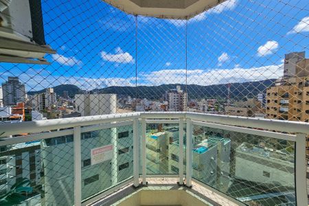 Apartamento para alugar com 130m², 3 quartos e 2 vagas Apartamento para alugar com 130m², 3 quartos e 2 vagasVaranda