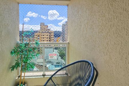 Apartamento para alugar com 130m², 3 quartos e 2 vagas Apartamento para alugar com 130m², 3 quartos e 2 vagasVaranda