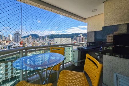 Apartamento para alugar com 130m², 3 quartos e 2 vagas Apartamento para alugar com 130m², 3 quartos e 2 vagasVaranda