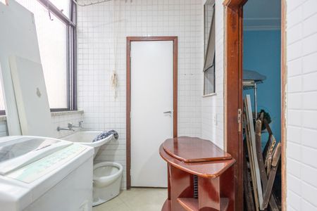 Apartamento à venda com 116m², 2 quartos e 1 vaga Apartamento à venda com 116m², 2 quartos e 1 vagaÁrea de Serviço