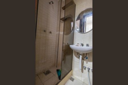 Apartamento à venda com 116m², 2 quartos e 1 vaga Apartamento à venda com 116m², 2 quartos e 1 vagaBanheiro de Serviço
