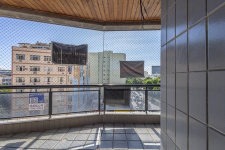 Apartamento à venda com 116m², 2 quartos e 1 vaga Apartamento à venda com 116m², 2 quartos e 1 vagaVista do Quarto