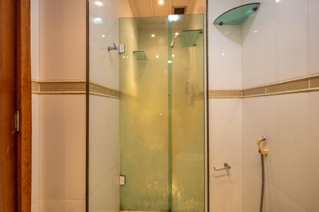 Apartamento à venda com 116m², 2 quartos e 1 vaga Apartamento à venda com 116m², 2 quartos e 1 vagaBanheiro Social